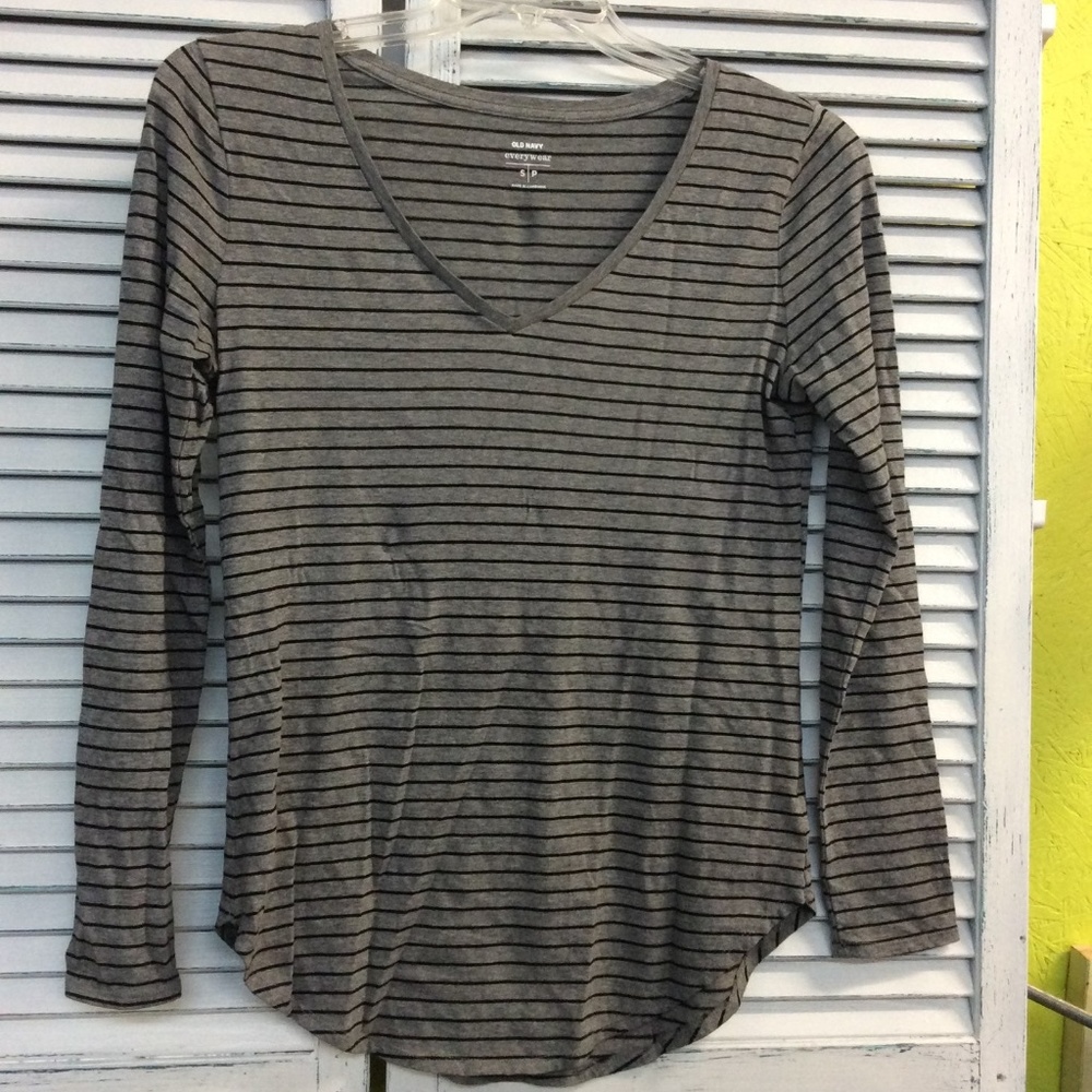 Old Navy Longsleeve
